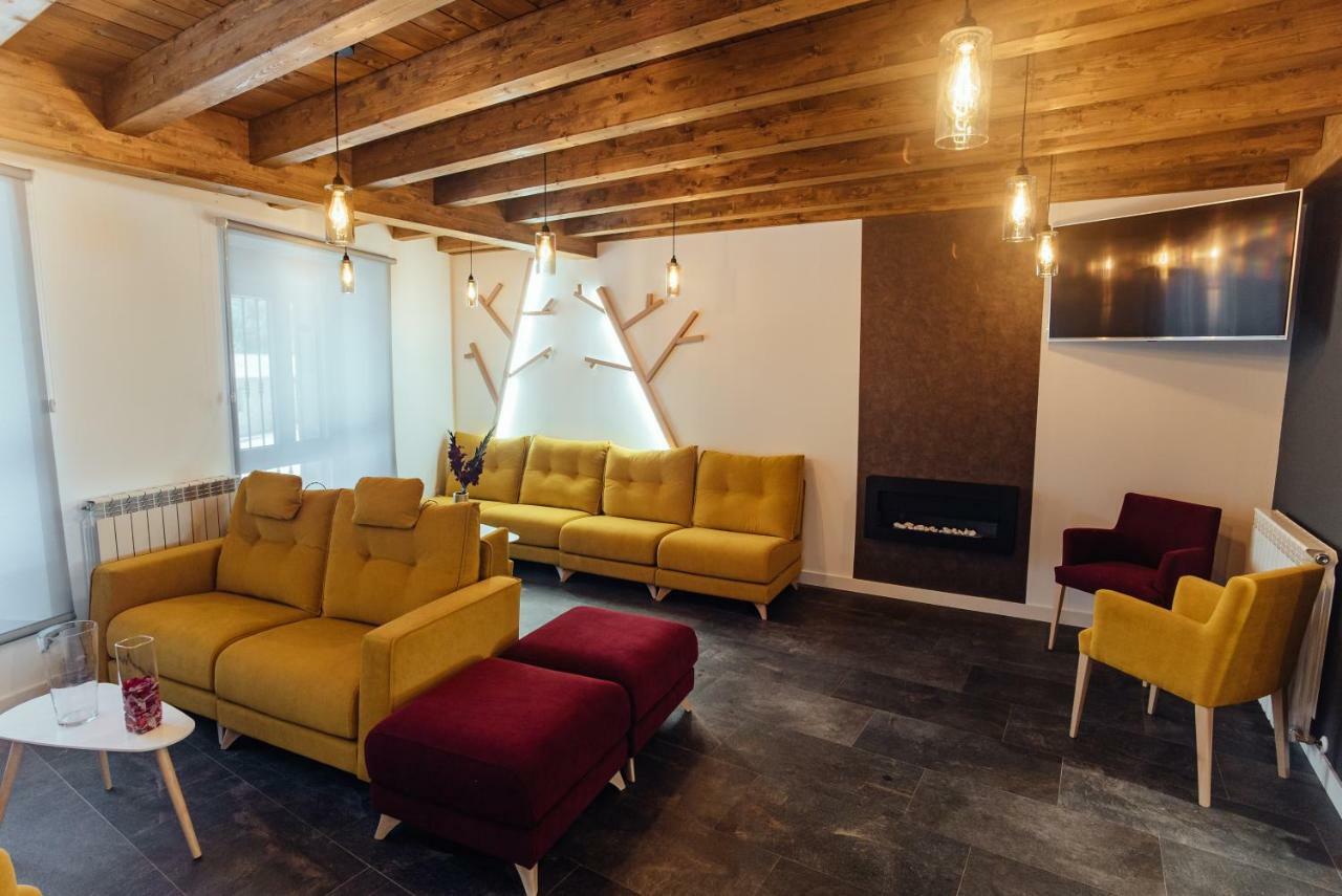 Hotel Rural Pinares De Soria Molinos de Duero Eksteriør billede