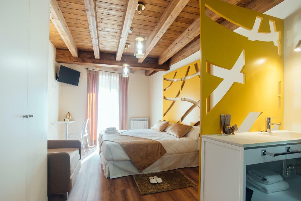 Hotel Rural Pinares De Soria Molinos de Duero Eksteriør billede